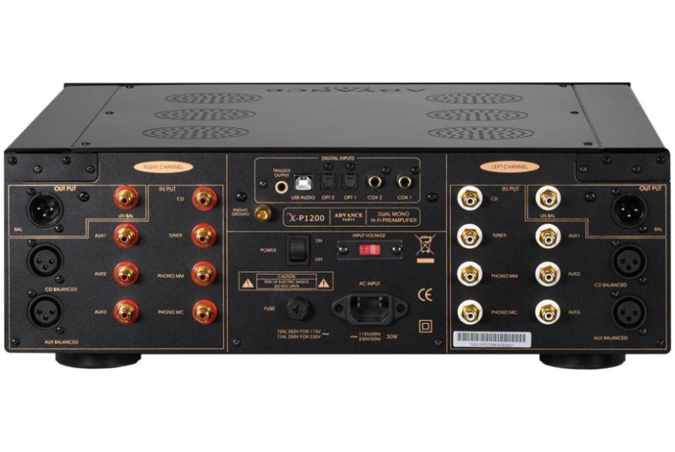 Advance Paris - X-P1200 Préamplificateur