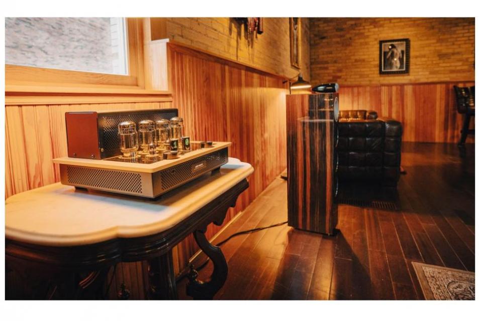 Audio Research - I/55 - Amplificateur intégré stéréo à tubes Audio Research - I/55 - Amplificateur intégré stéréo à tubes