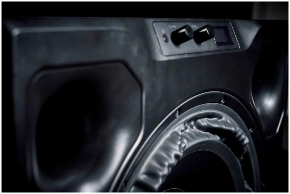 Dali - Sub V-16 F  Caisson de grave actif  de 1500 Watts