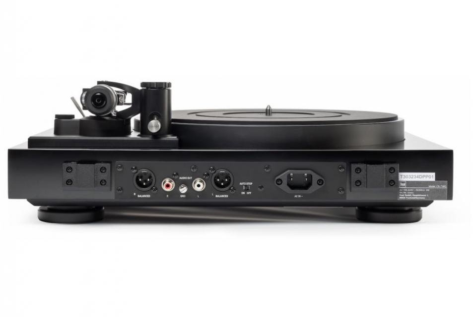 Dual - CS 718 Q - Platine vinyle audiophile à entrainement direct ( Sans cellule )