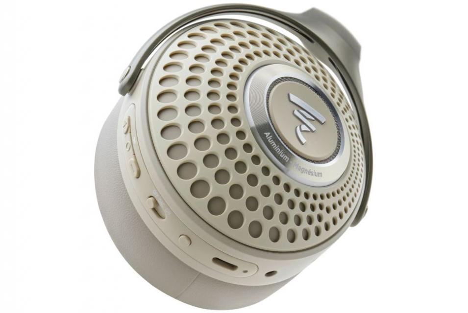 Focal - Bathys Dune - Casque Hi-Fi circum aural fermé sans fil bluetooth HD Focal - Bathys Dune - Casque Hi-Fi circum aural fermé sans fil bluetooth HD
