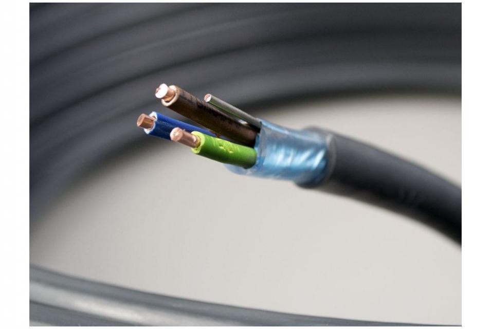 GigaWatt - LC-Y EVO 3x4 - Cable d'alimentation secteur au mètre