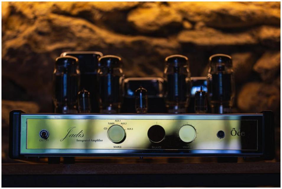 Jadis - Ode - Amplificateur intégré stéréo à tubes Jadis - Ode - Amplificateur intégré stéréo à tubes