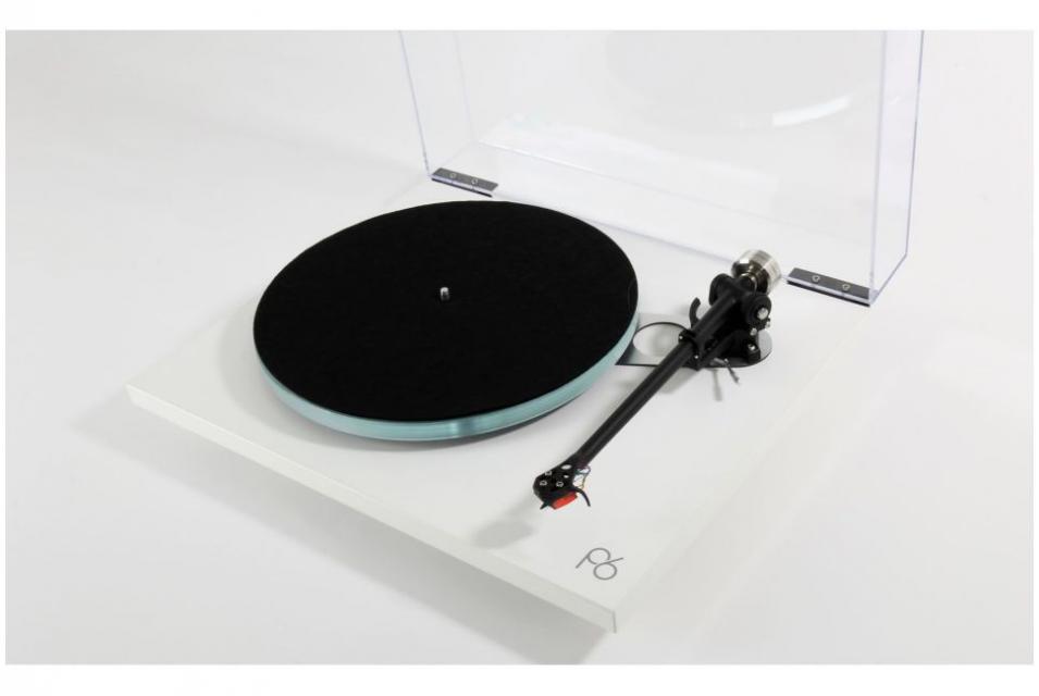 Rega - Planar 6 Platine vinyle à courroie