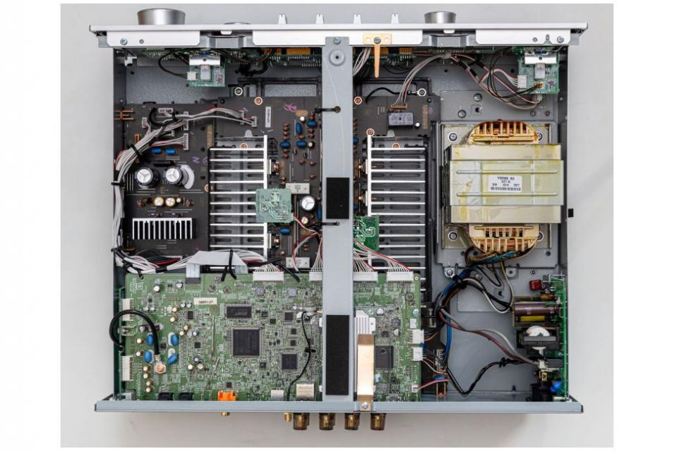 Yamaha - R-N1000A Amplificateur HIFI Connecté