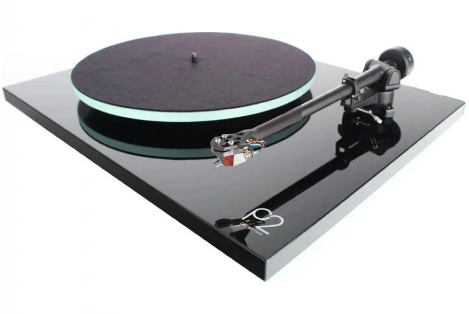Rega - Planar 2 - Platine vinyle à courroie + Cellule Nd3