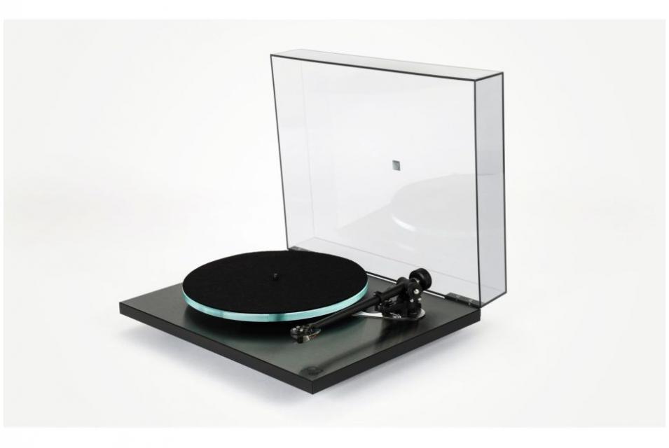 Rega - Planar 3 RS - Platine vinyle à courroie