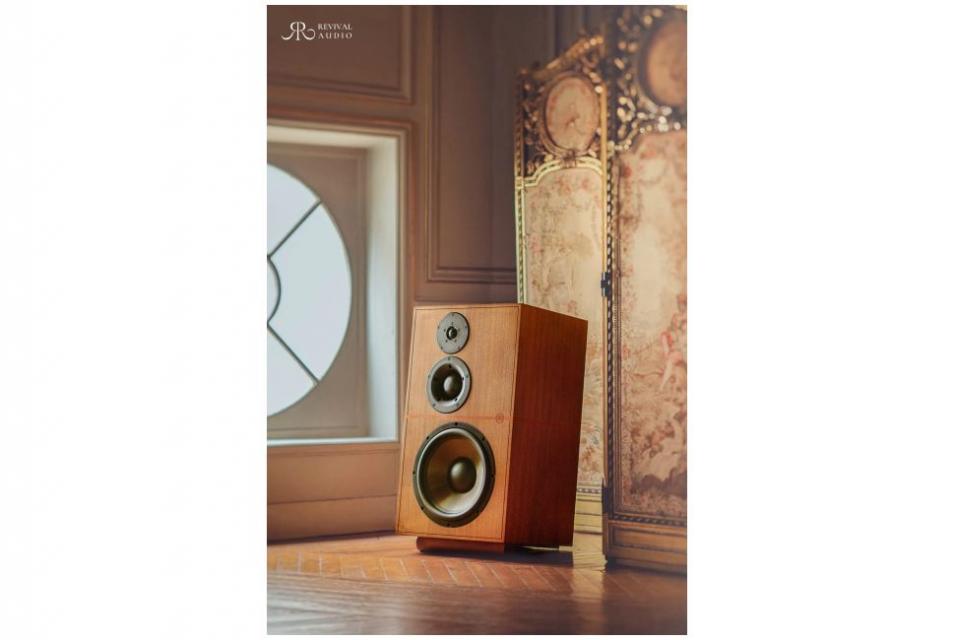 Revival Audio - Atalante 5 Enceinte monitor 3 voies 