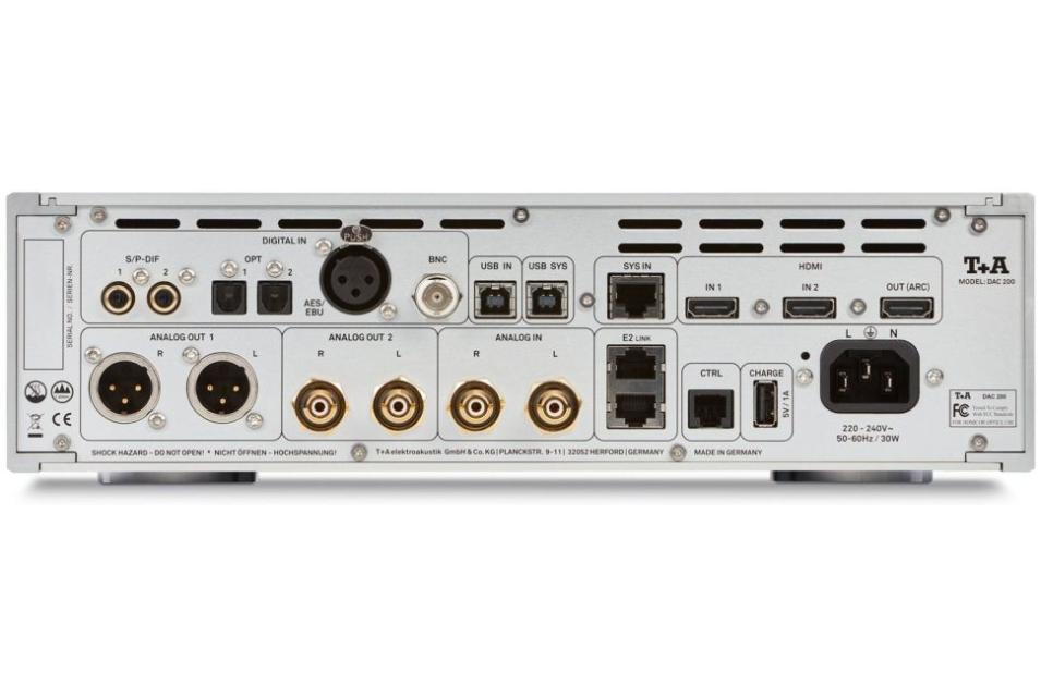 T+A - DAC 200 - Convertisseur Numérique Analogique et Préamplificateur
