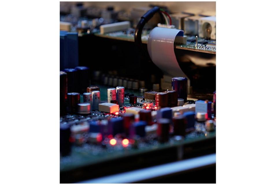 T+A - DAC 200 - Convertisseur Numérique Analogique et Préamplificateur