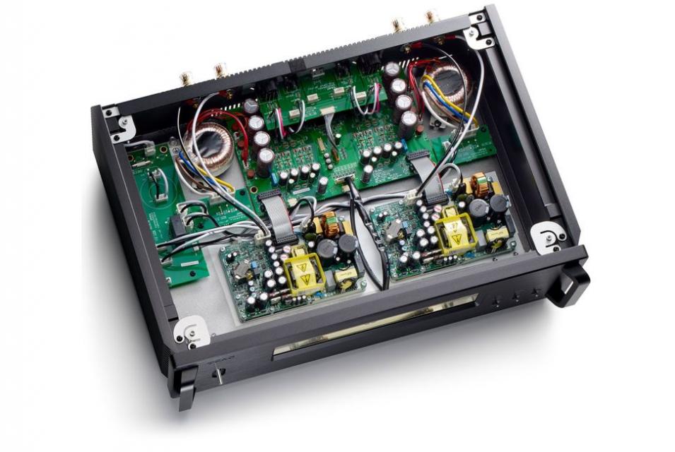 Teac - AP 701 - Amplificateur stéréo de puissance 2 x 260 W (4 Ω)