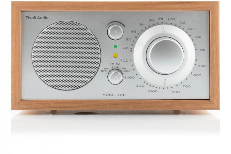 Radio Tivoli - Model One - Radio FM + Aux