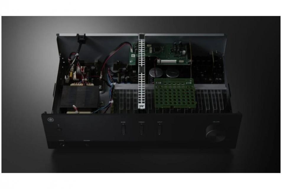 Yamaha - R200A - Amplificateur Tuner Dab+ / Bluetooth