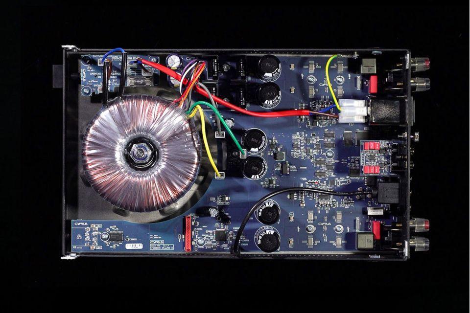 Cyrus - ONE HD Amplificateur intégré stéréo avec DAC et phono