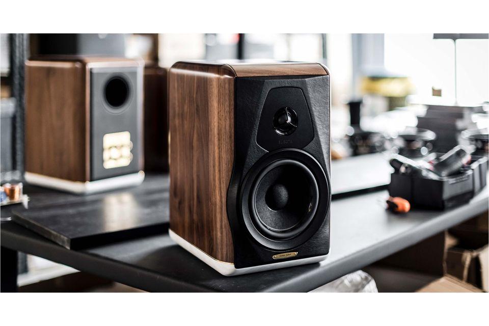 Sonus Faber - Electa Amator III Enceintes bibliothèque 2 voies bass reflex